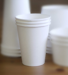 Стакан бумажный 180 мл белый